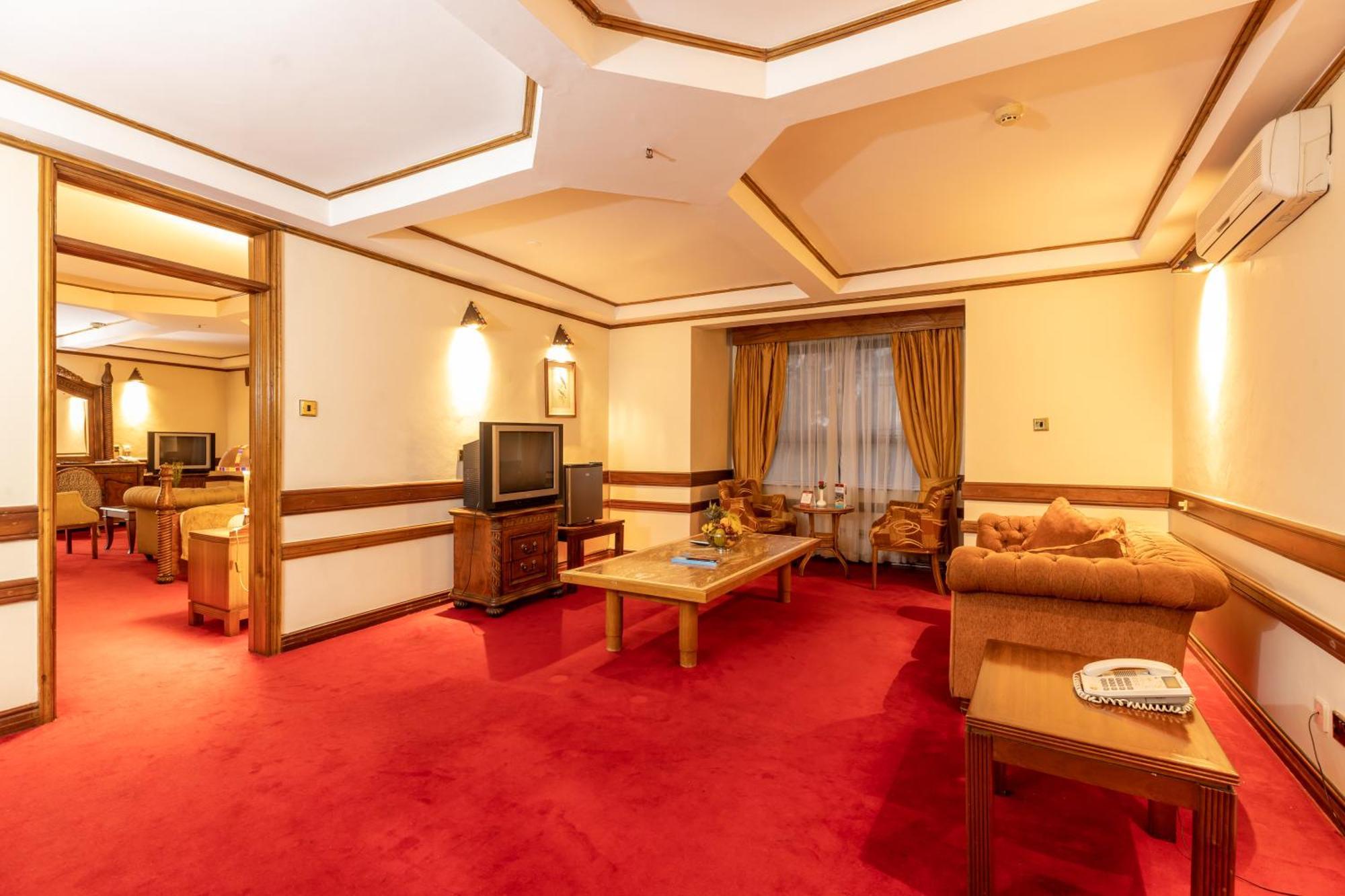 โรงแรมซิลเวอร์ สปริง ไนโรบี ภายนอก รูปภาพ