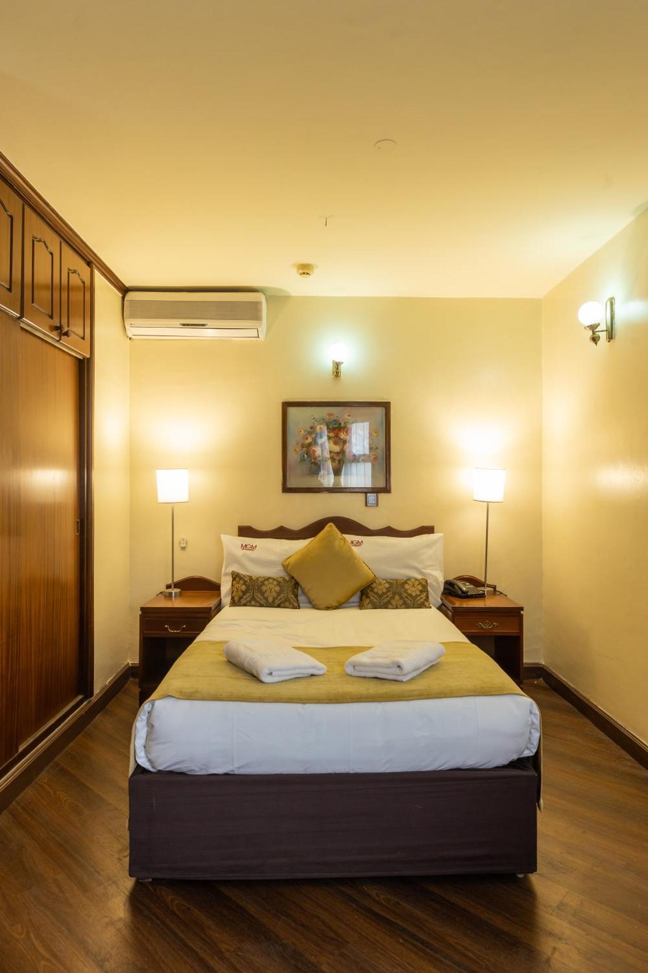 โรงแรมซิลเวอร์ สปริง ไนโรบี ภายนอก รูปภาพ